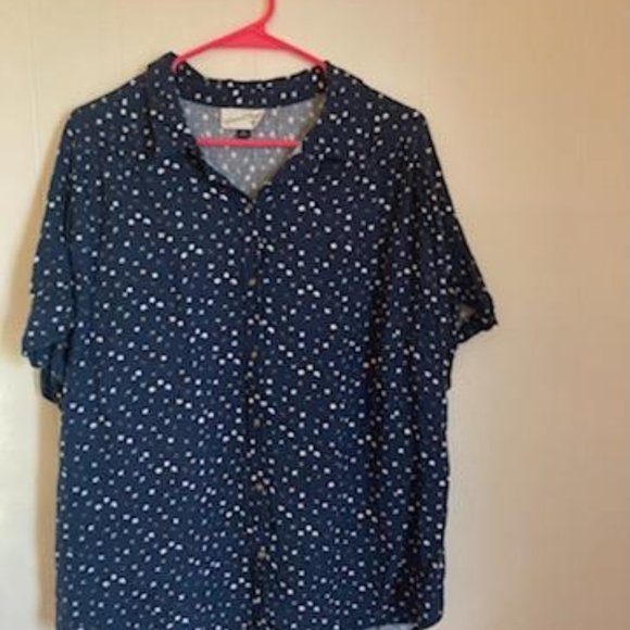 Universal Thread Button Down Camp Shirt - Picture 3 of 4